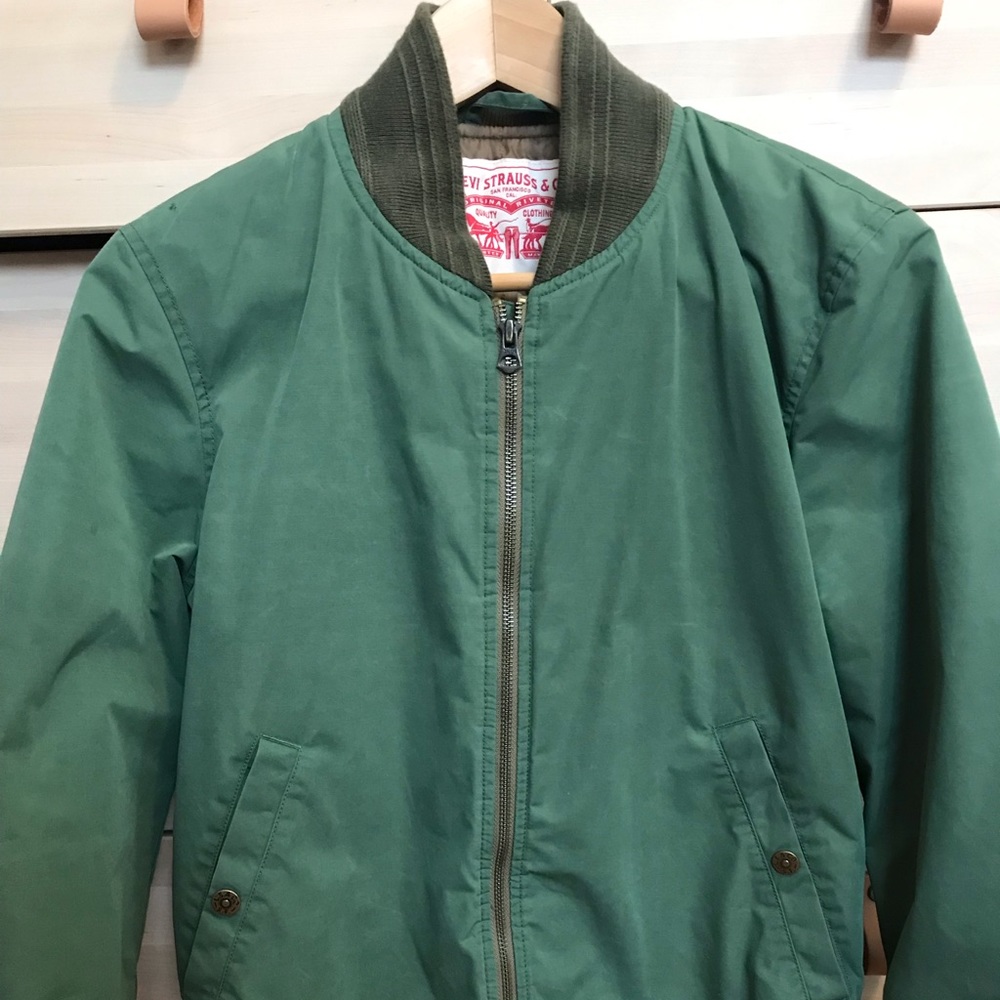 Levi’s Bomber Jacket - army green - Mens XS